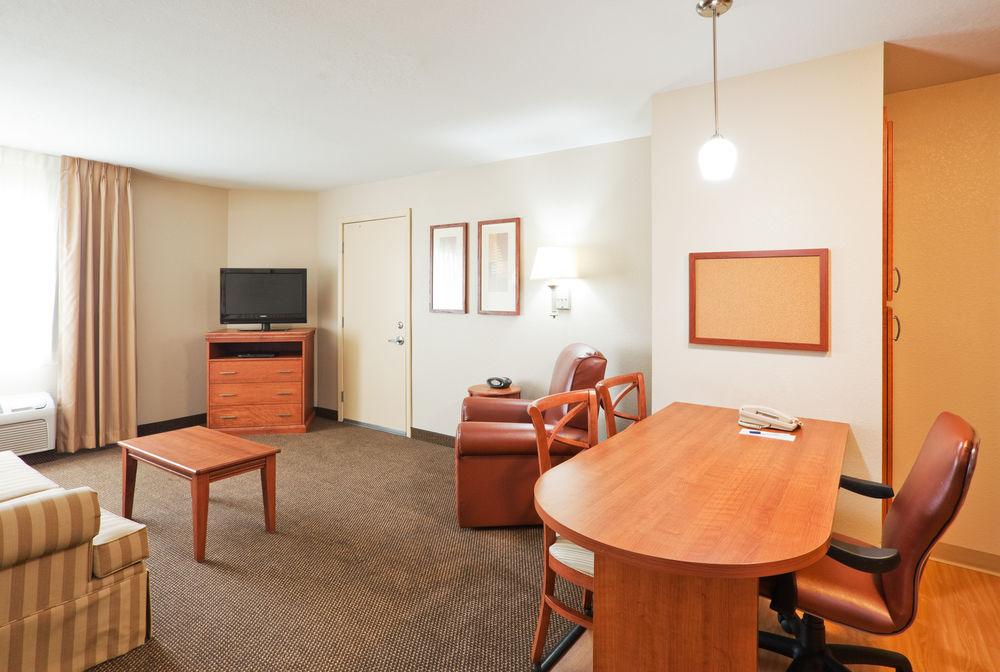 Candlewood Suites Eastchase Park By Ihg Montgomery Ngoại thất bức ảnh